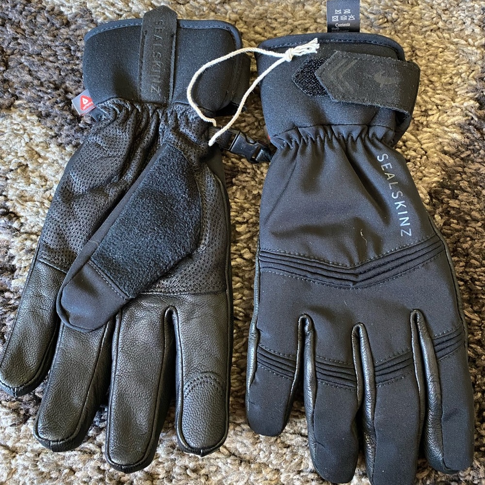 Sealskinz Weatherproof Breathable Performance Gloves